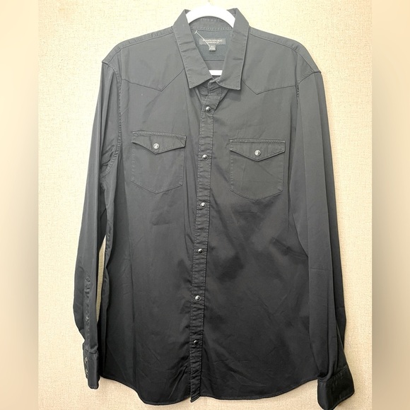 Banana Republic Other - Banana Republic Black Untucked Standard Fit Button Down Shirt -XL New